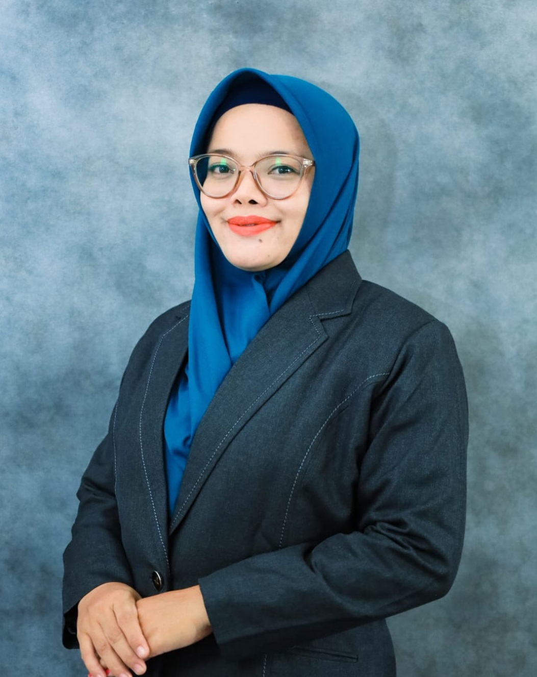 Ayu Yulia Rantika, S. IP